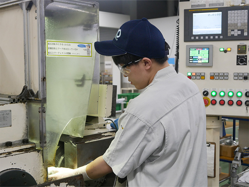 第一製造部 製造1課 仕事の様子